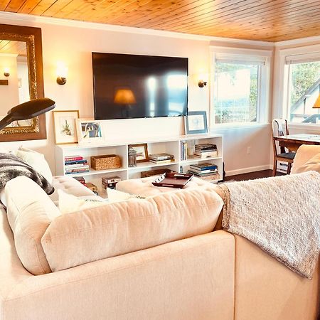 Puget Sound Chic Romantic Cottage With Private Beach Access & Gated Entry Port Ludlow Exterior photo