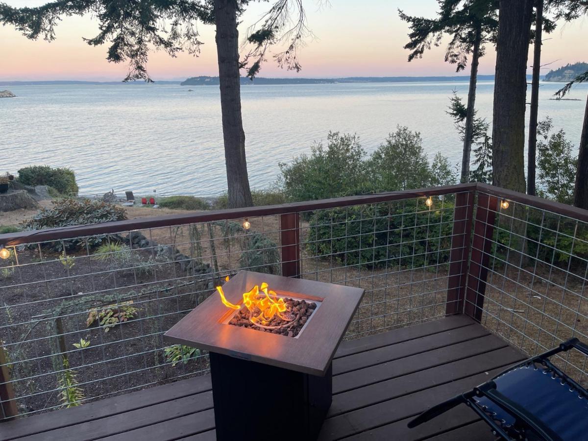 Puget Sound Chic Romantic Cottage With Private Beach Access & Gated Entry Port Ludlow Exterior photo