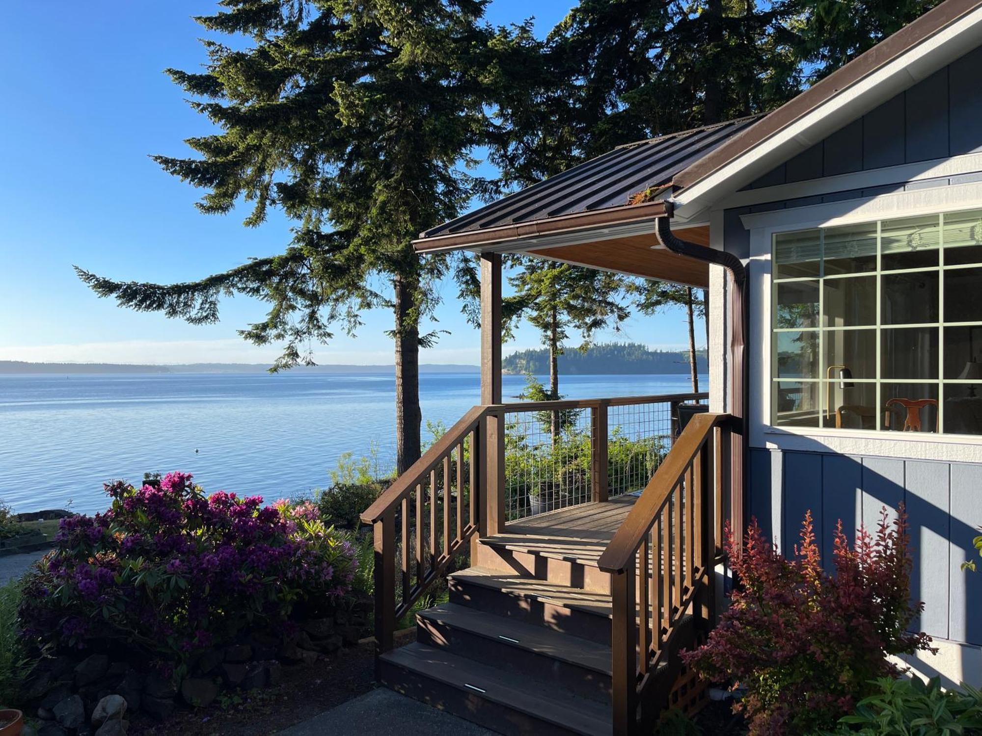 Puget Sound Chic Romantic Cottage With Private Beach Access & Gated Entry Port Ludlow Exterior photo