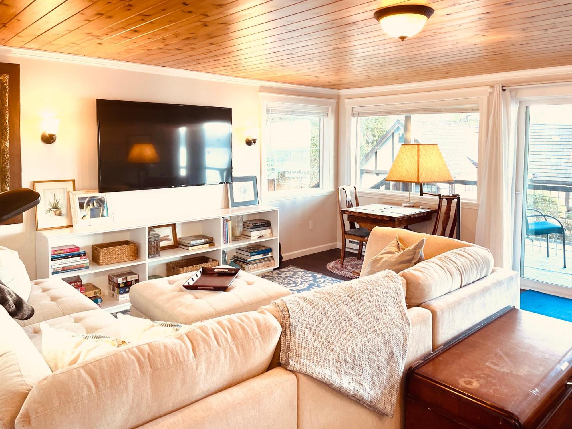 Puget Sound Chic Romantic Cottage With Private Beach Access & Gated Entry Port Ludlow Exterior photo