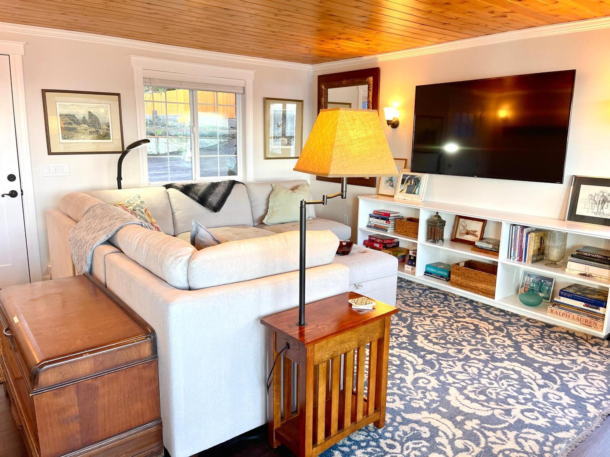 Puget Sound Chic Romantic Cottage With Private Beach Access & Gated Entry Port Ludlow Exterior photo
